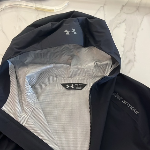 Under Armour Storm Lightweight Women's Jacket- size medium - Picture 4 of 12